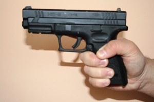 Slika PU_OB/MUP-ILUSTRACIJE-NOVA GALERIJA/zzGLOBAL/Napad_pistoljem.JPG